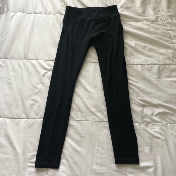 EUC Wild Fable High Waisted Black Leggings - Picture 4 of 12